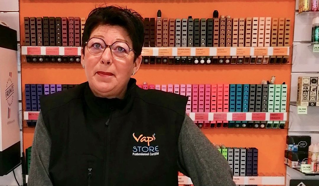 Suite à la plainte d'un buraliste, Patricia a eu la visite de la police dans sa boutique de vape